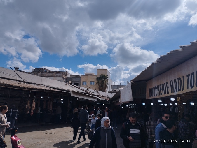  بنزرت.. إقبال على محلات القصابين